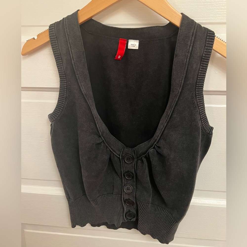 HM Divided Cropped Button Up Vest Off Black Gray 90s Retro Scoop Neck Size 8